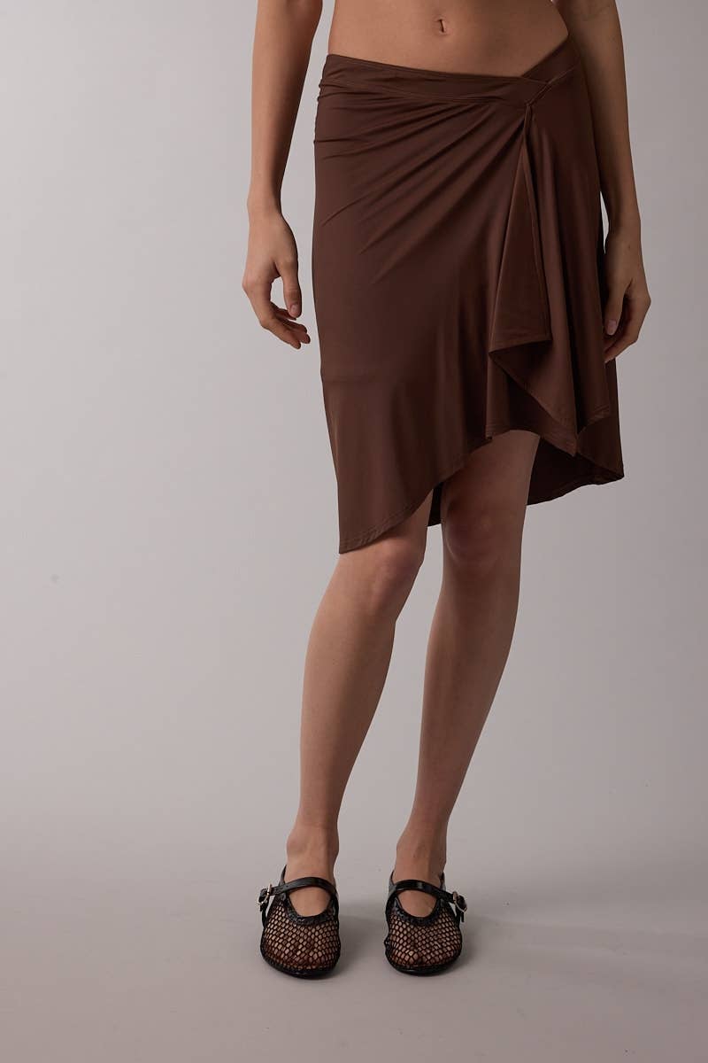 ASYMMETRIC WAIST LINE HIGH-LOW KNEE LENGTH SKIRT