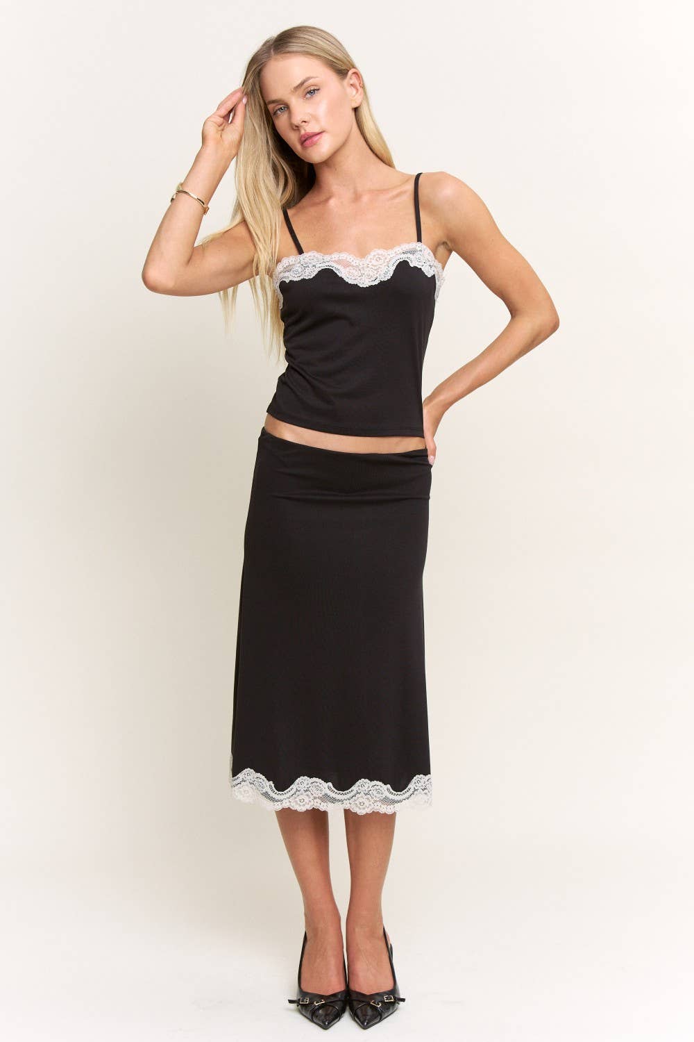 BTS894C - SCALLOPED LACE TRIM DETAIL CAMISOLE SKIRT SET